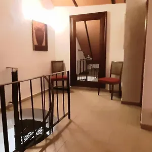 Apartamento Con Buhardilla Casco Histórico Apartamento